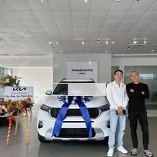 Hoạt động tư vấn và giao xe Kia tại Hà Nam 5